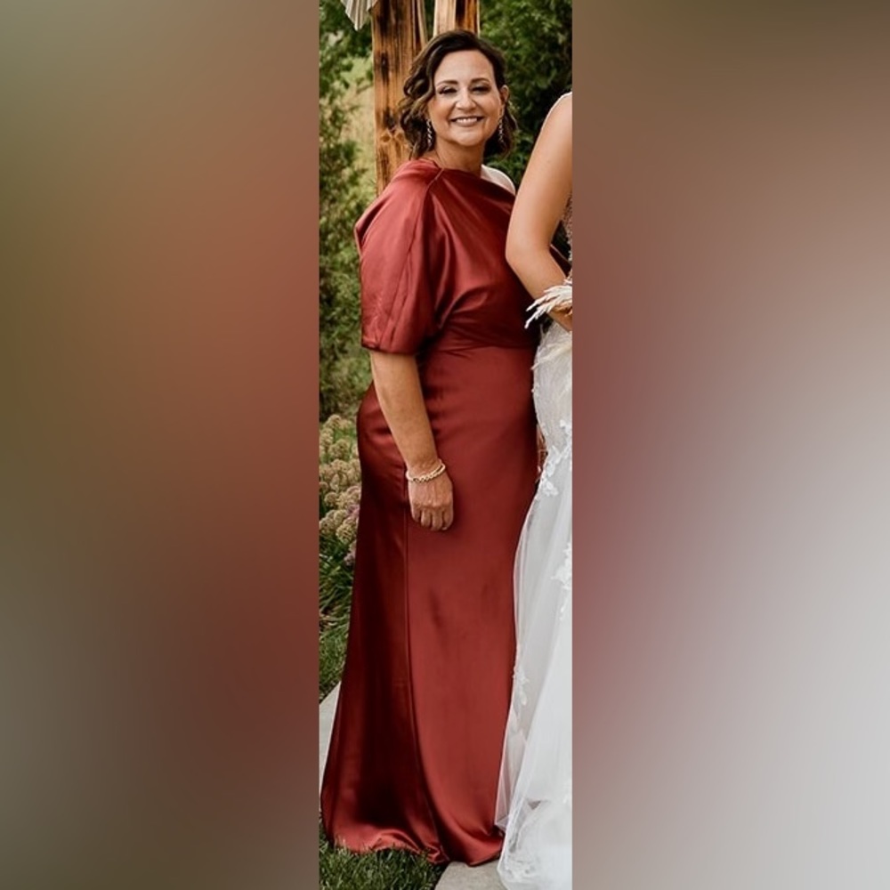 Anthropologie Amsale Pryce Satin Column Gown